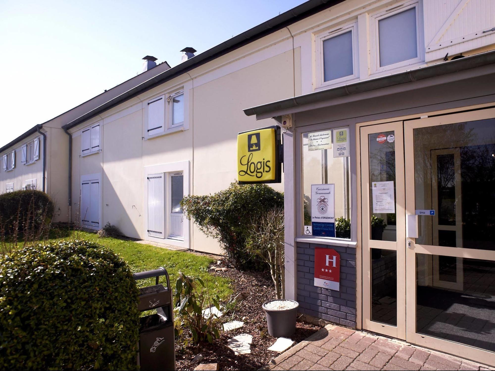 Logis Hotel Angers Sud Exterior photo